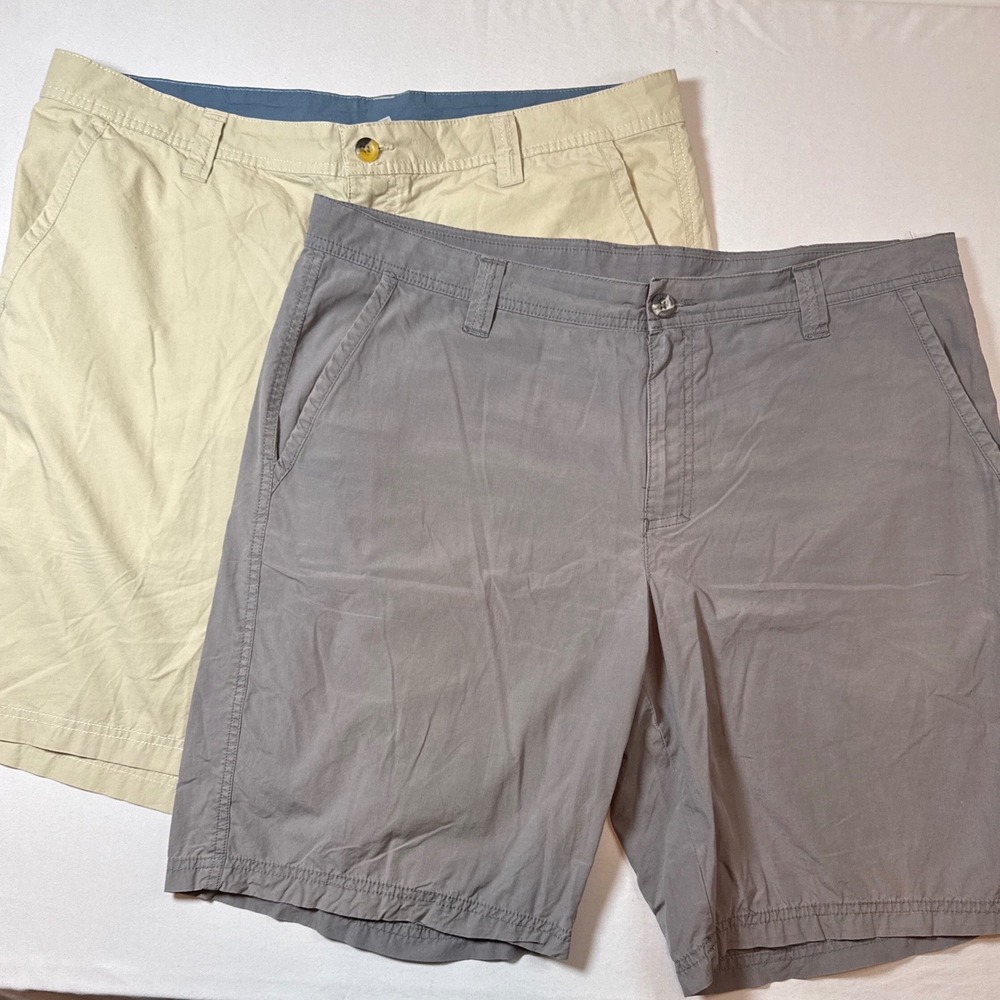 Columbia Mens 38W 10L Shorts Bundle 2 Pack Grey Tan Cotton Casual AM4471